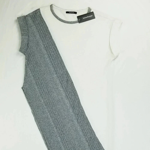 Mixxshoppe Small White Gray Geometric Short Cuffed Sleeve Crew Neck Women's Top - Picture 1 of 10